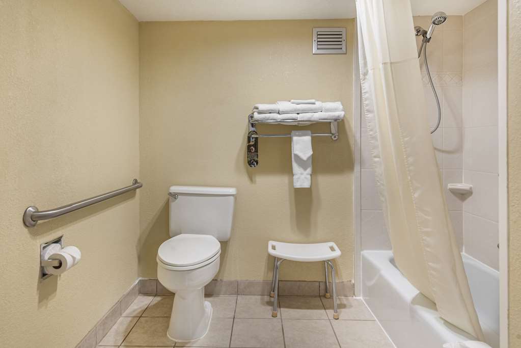 Best Western Plus Bridgeport Inn - photo 39