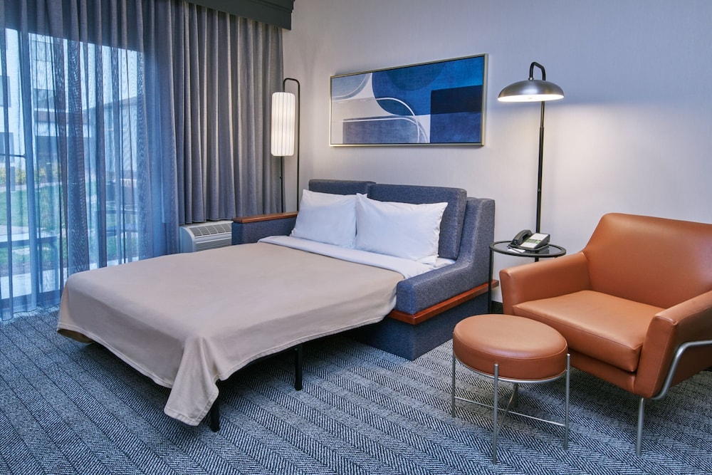 Courtyard by Marriott Detroit Livonia - photo 16