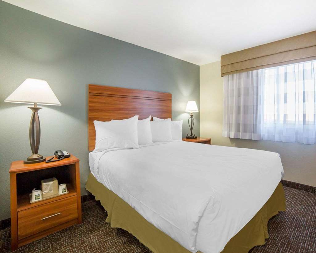 Quality Inn Gillette - photo 18