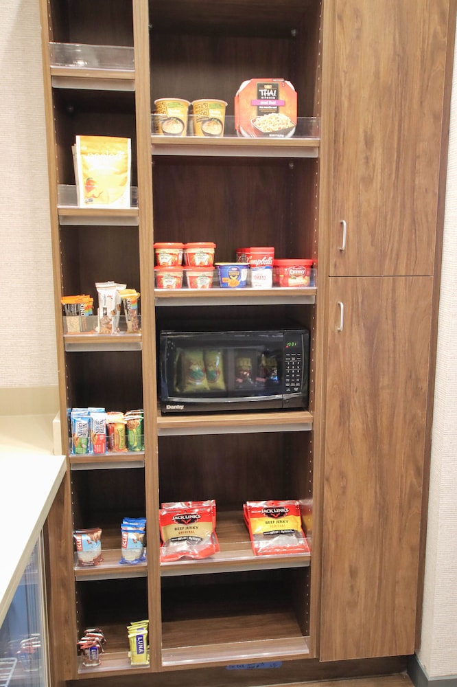 Hampton Inn Lead - photo 23