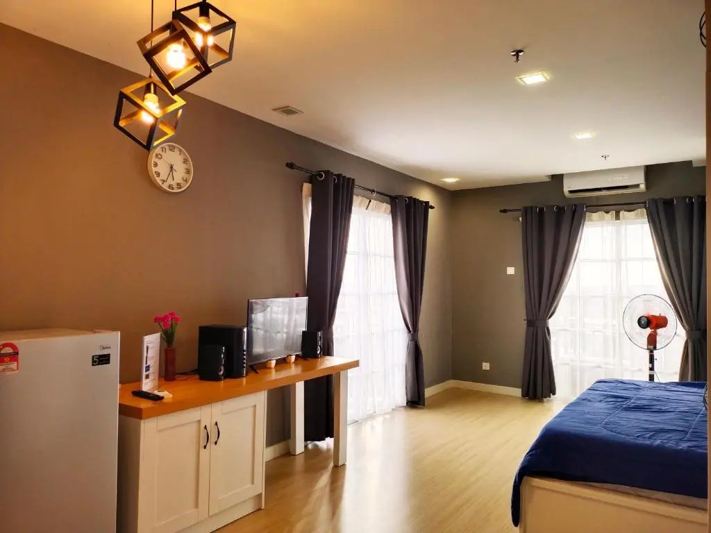 Kampar Champs Elysees King Bed Studio unit 12A21 in Kampar, Malaysia
