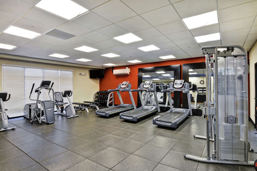 Hampton Inn and Suites New Hartford Utica - photo 32