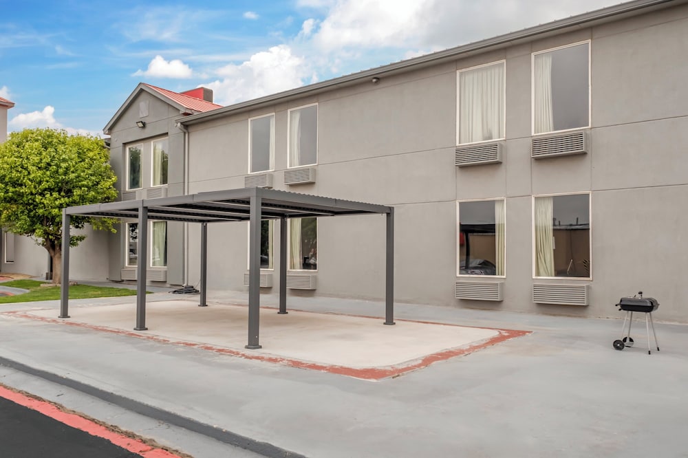 Red Roof Inn Dumas - photo 15