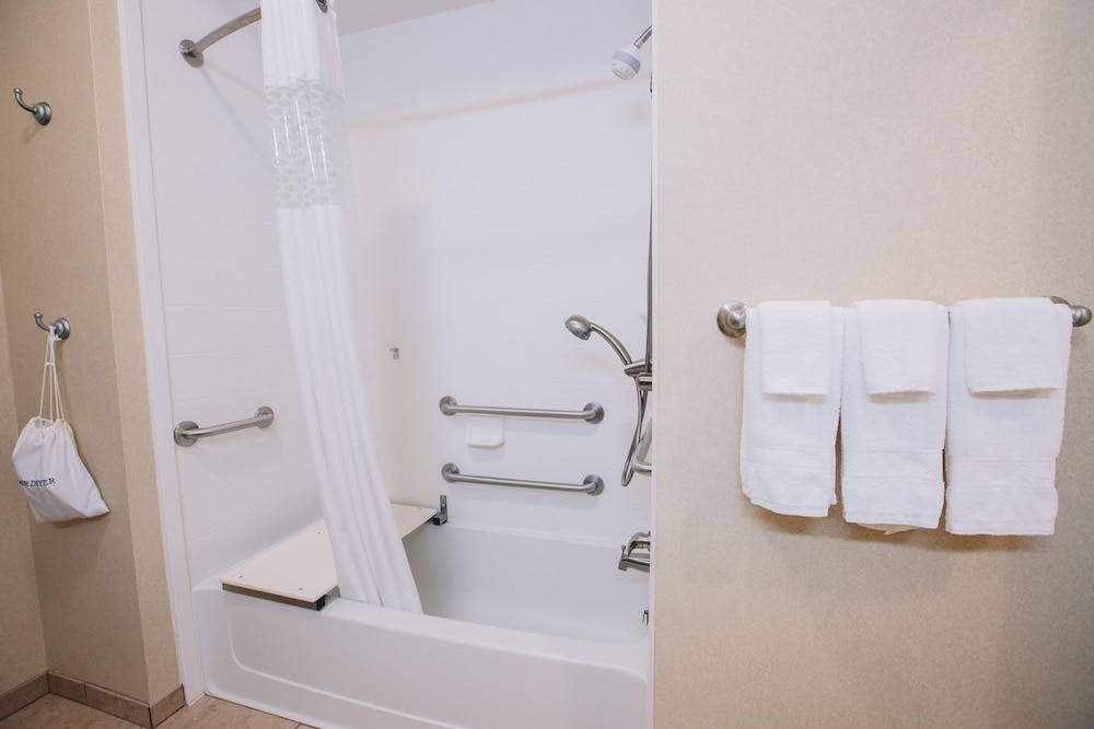 Hampton Inn & Suites Effingham - photo 51