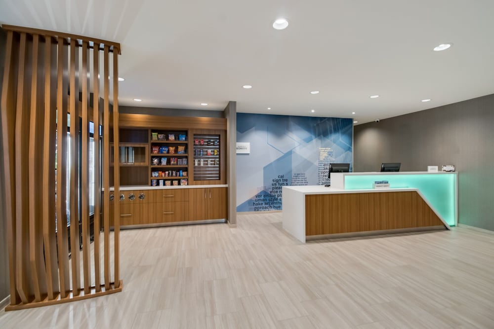 SpringHill Suites by Marriott Dallas NW Hwy I35E - photo 2