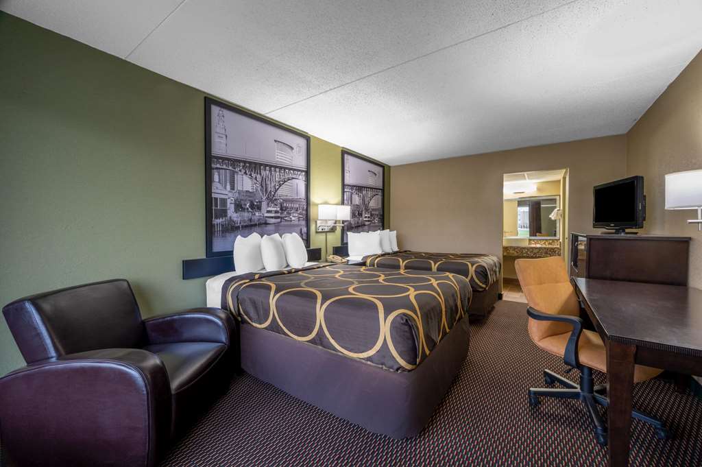 Super 8 by Wyndham Perrysburg Toledo - photo 21