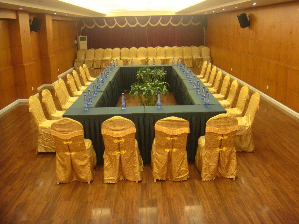 Dongxing Donghai Hotel in Dongxing, People's Republic of China