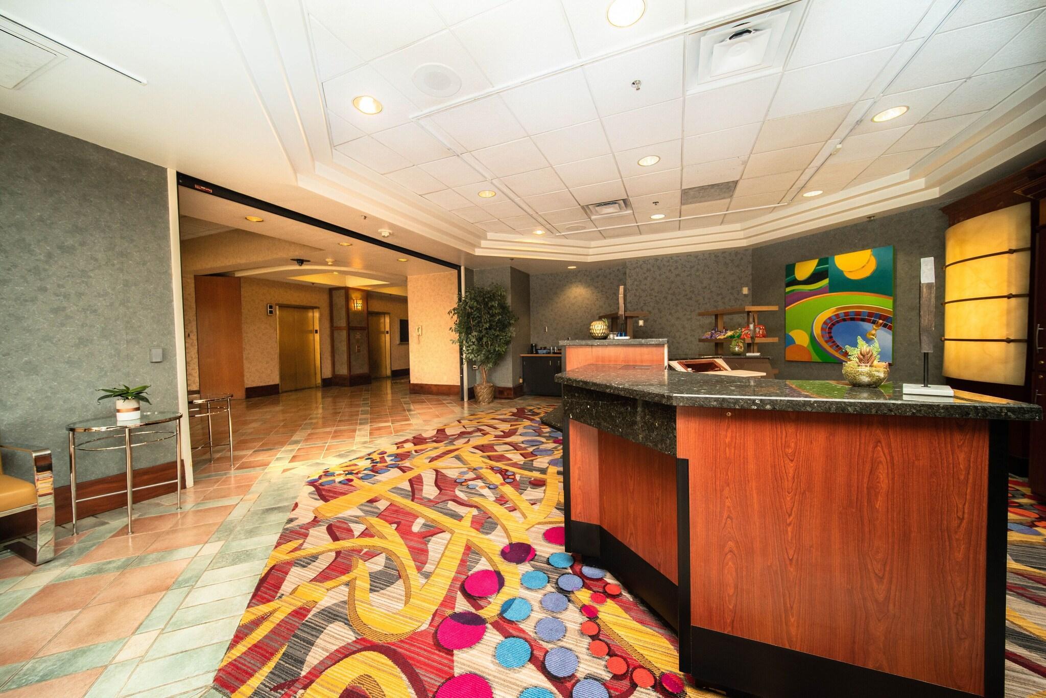 Reno Suites - photo 18