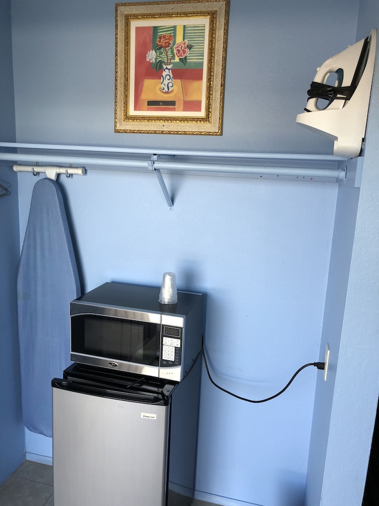 A Fisher's Inn Motel - photo 21
