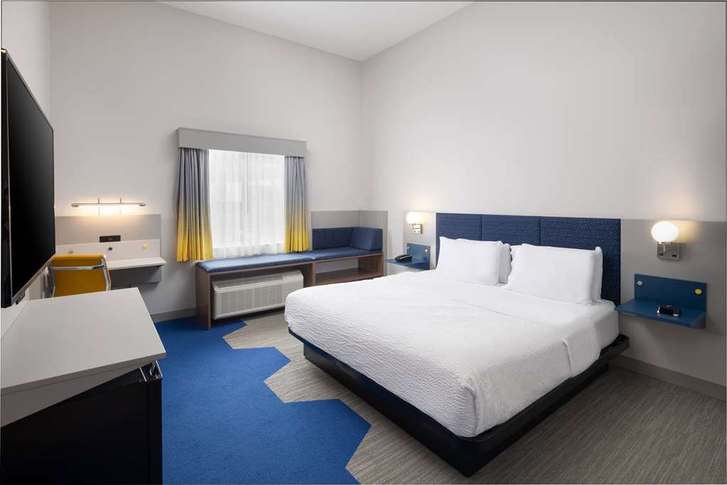 Microtel Inn & Suites by Wyndham Macedon - photo 16