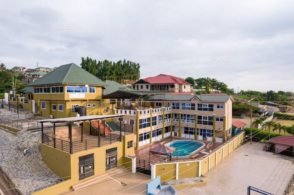 Crislord Palace Hotel in Sekondi-Takoradi, Ghana