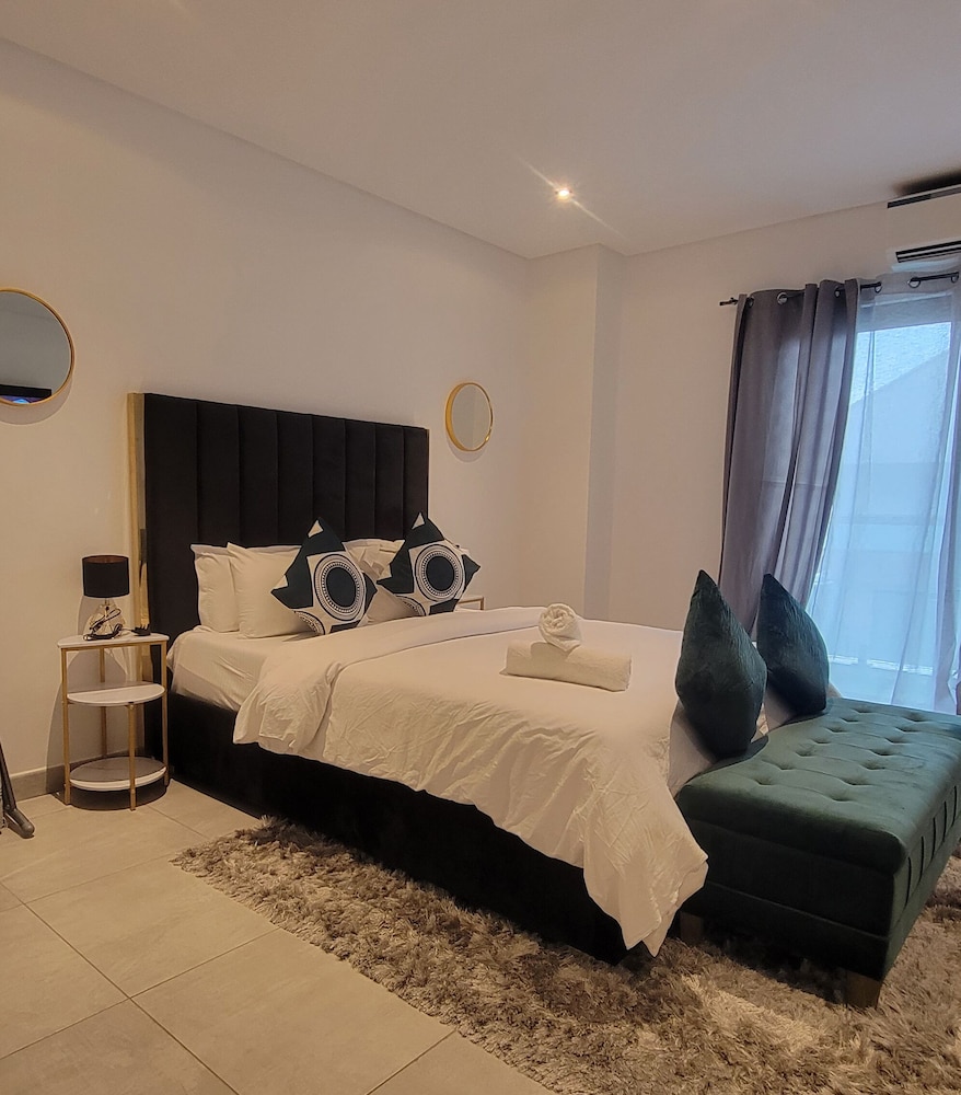 The Signature Cozy Luxury Apartments — 4-Star Luxury Hotel in Accra, Ghana