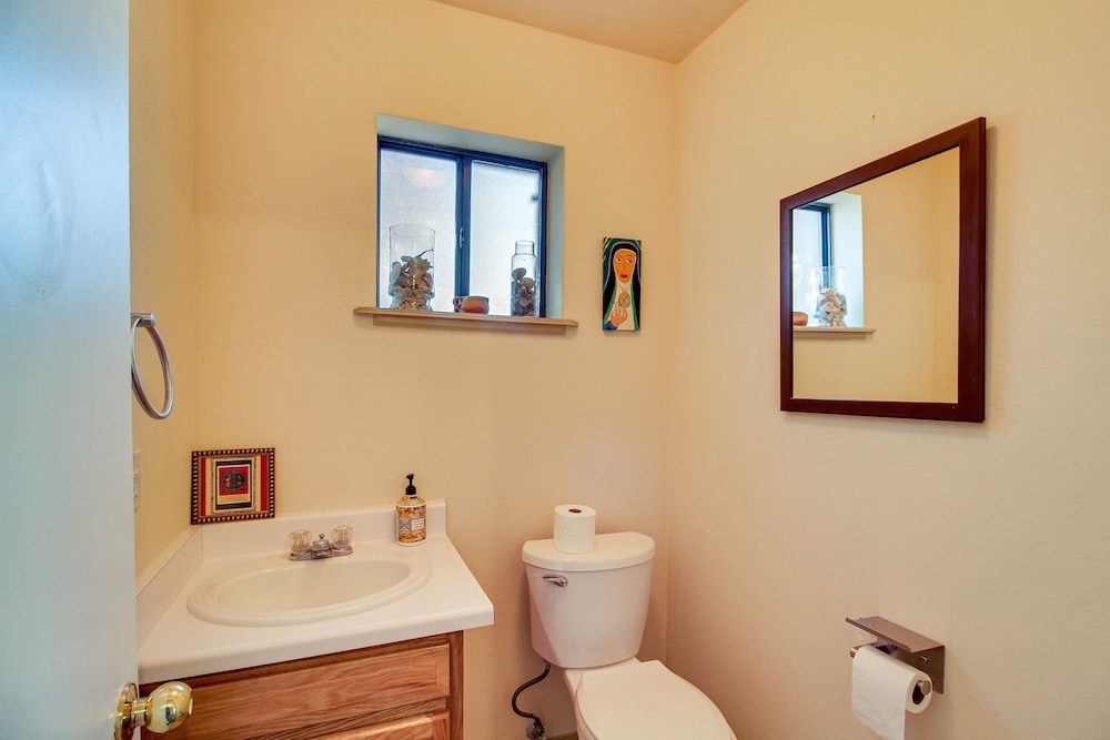 Vacation Rental 2 Mi to Old Town Albuquerque - photo 16