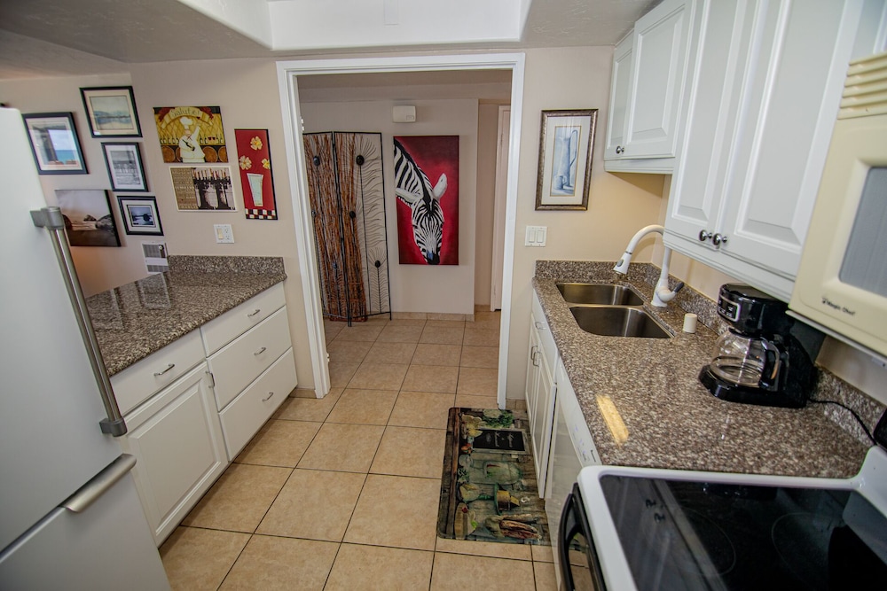 Capri Beach Accommodations - photo 34