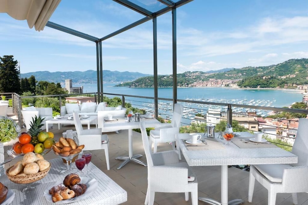 Europa Grand Hotel — Lerici