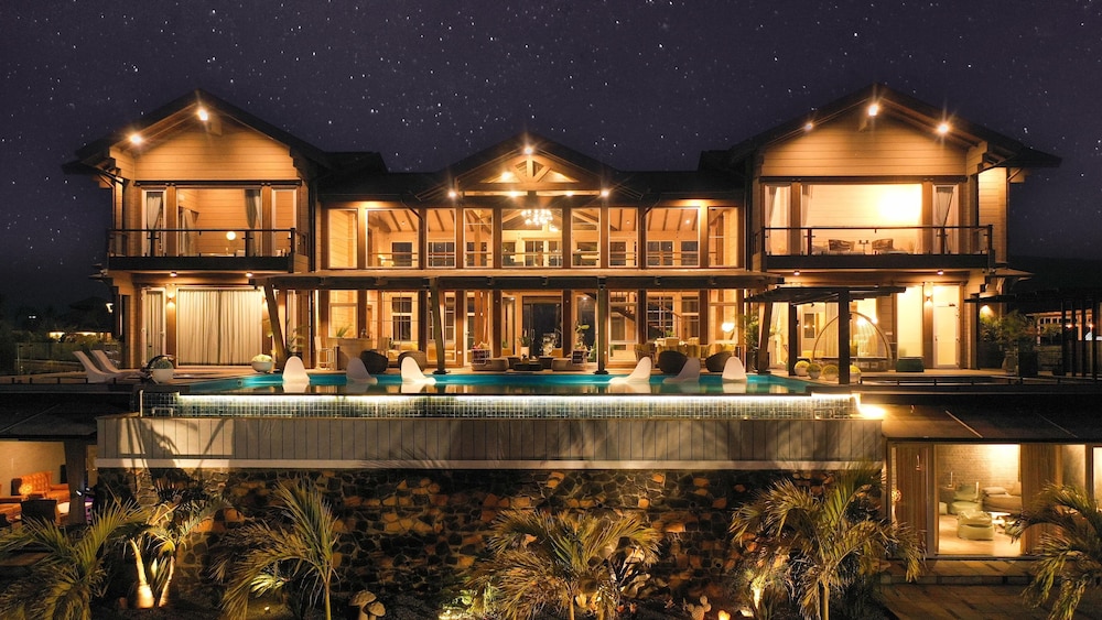 Ama Stays & Trails Chalet 1228 Kamshet — 5-Star Luxury Hotel in Pune, India