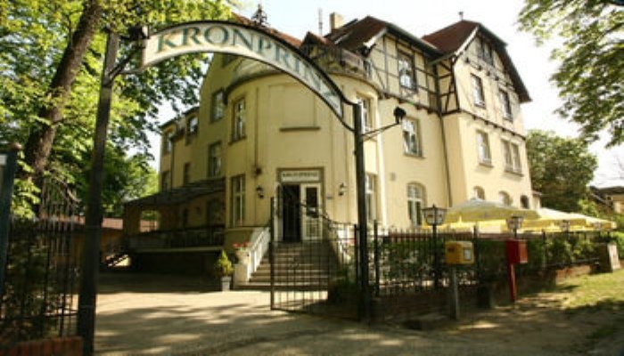 Hotel Restaurant Kronprinz in Falkensee, Germany