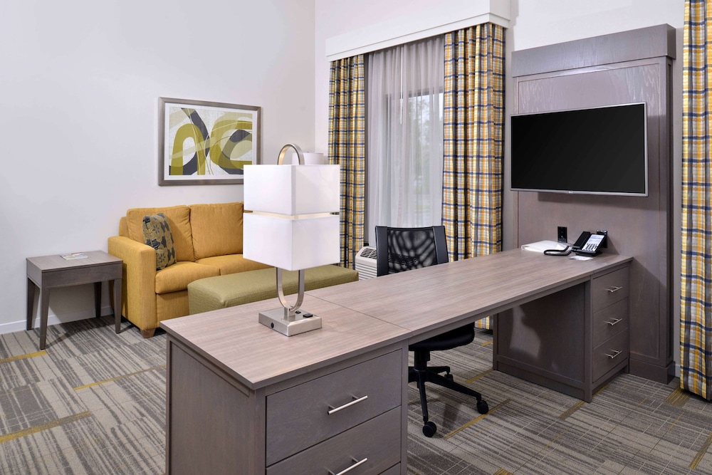 Hampton Inn & Suites Shelby - photo 22