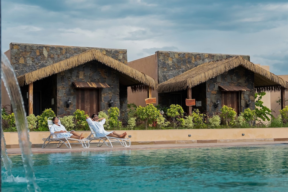 Vallora Retreat Jawai Luxuria By Moustache — Bali