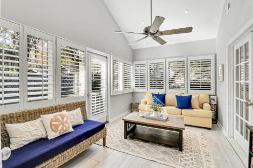 7 Hollyberry Lane — 4-Star Luxury Hotel in Hilton Head Island, United States