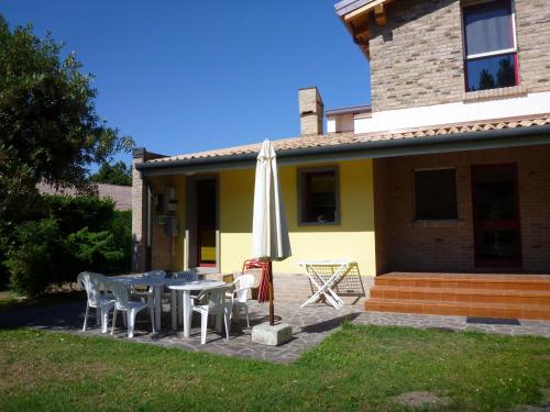 Lunalba 4 - carbon neutral hotel in Unknown City