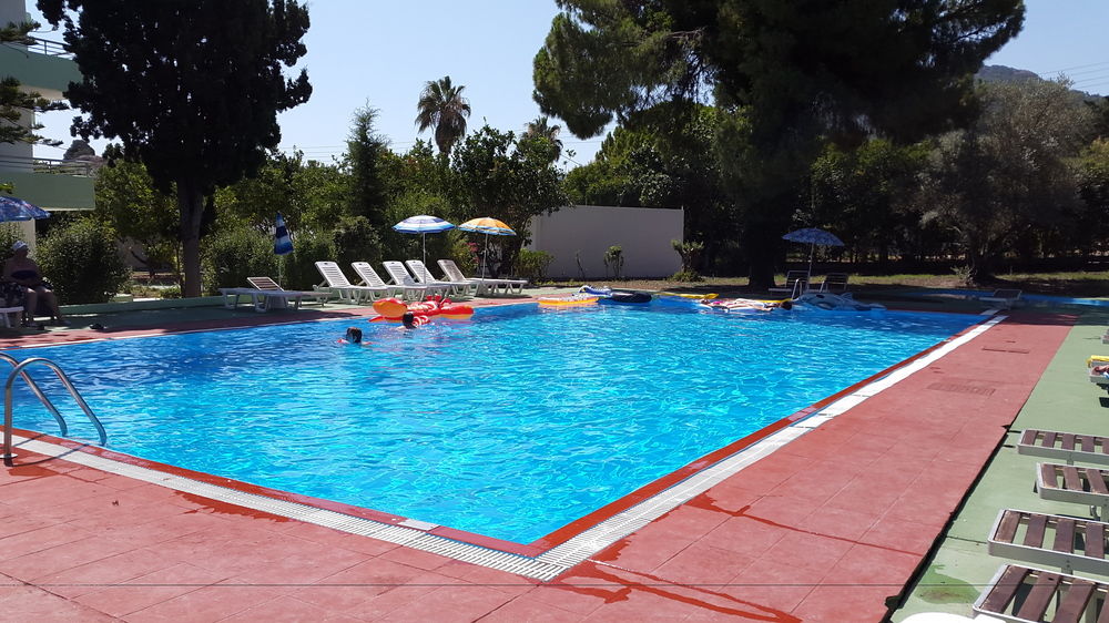 Benelux Hotel - carbon neutral hotel in Ialysos