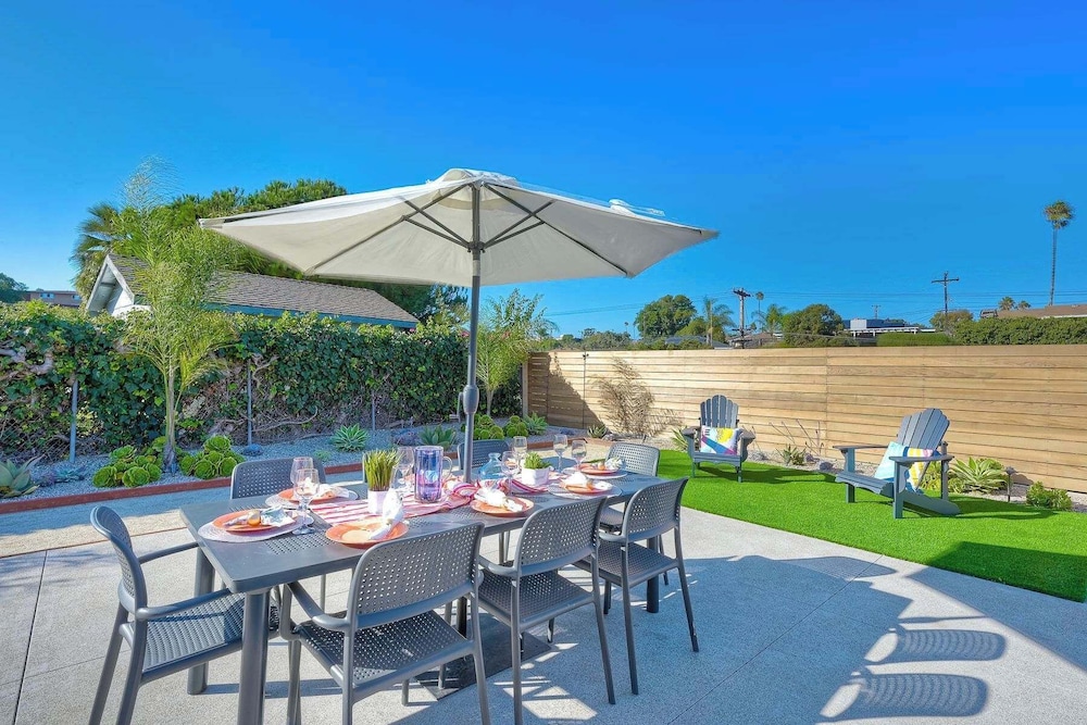 Immaculate 3 BDR in Oceanside Private Pool & Spa - photo 25