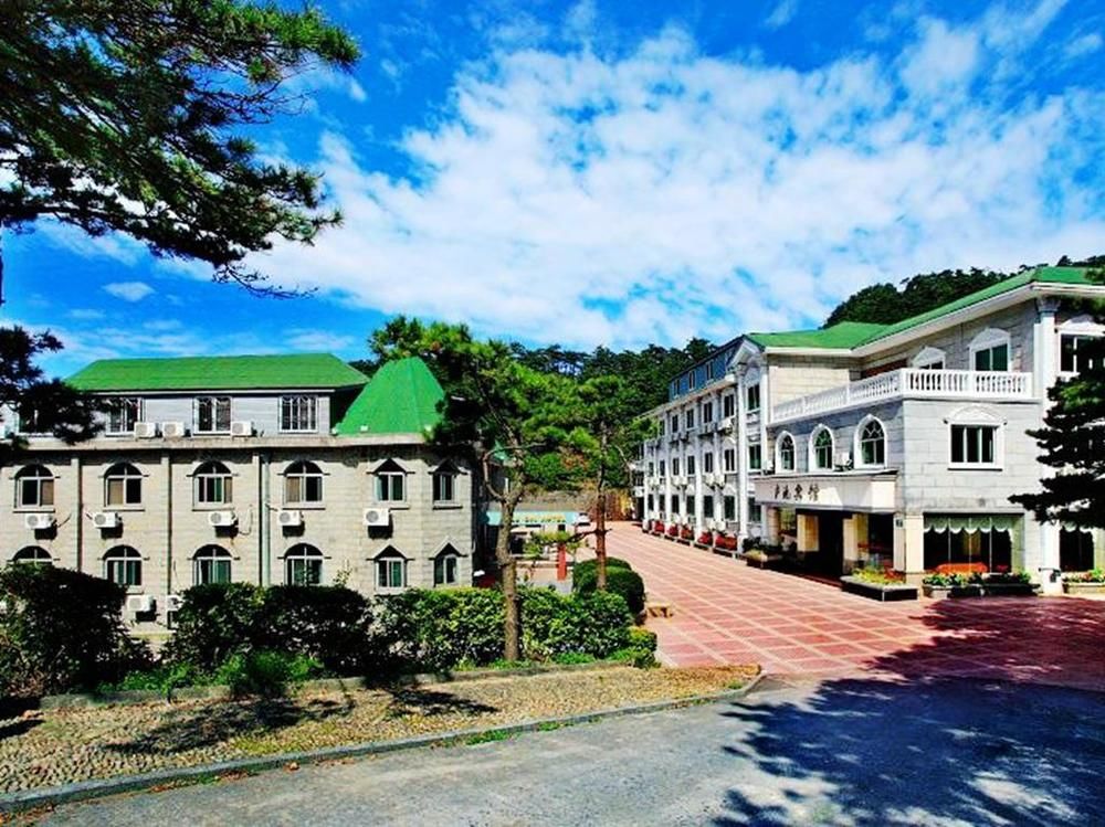Lu Chi Hotel Lushan in Luyang, People's Republic of China