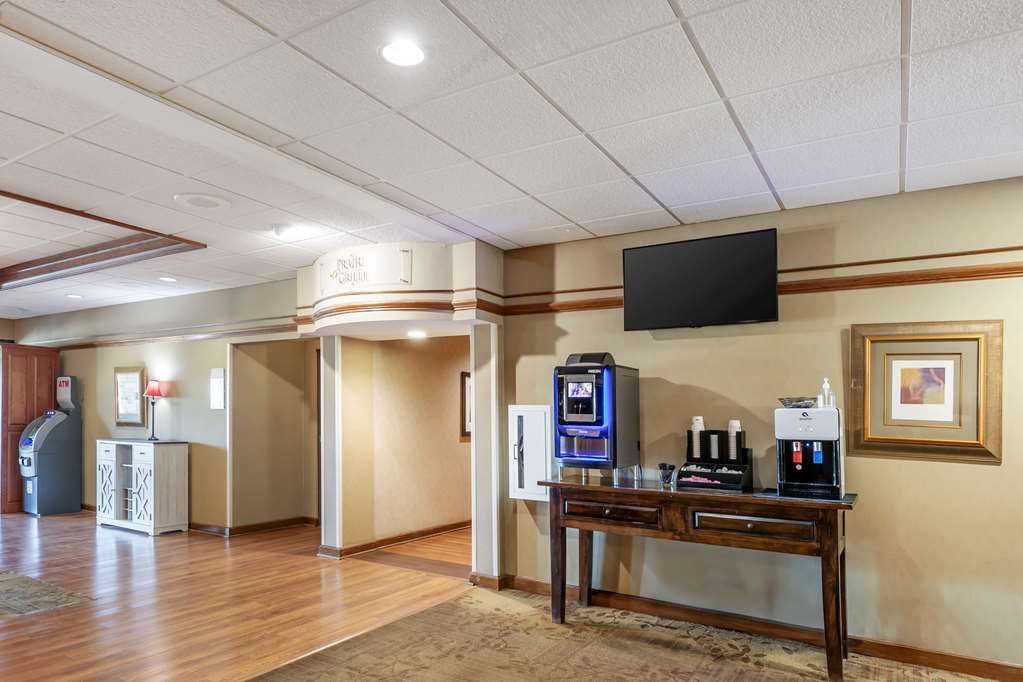 Best Western Plus Steeplegate Inn - photo 41