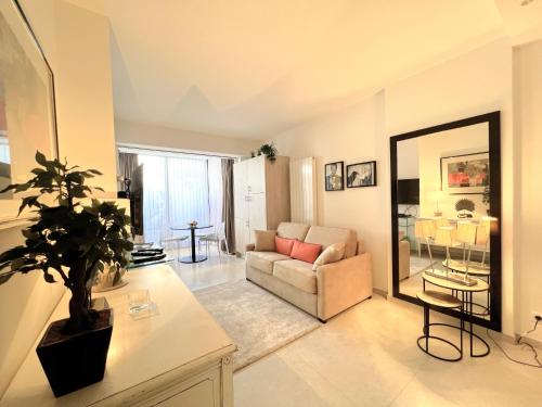 Marema Appartement by Welcome To Cannes — 4-Star Luxury Hotel in Cannes, France