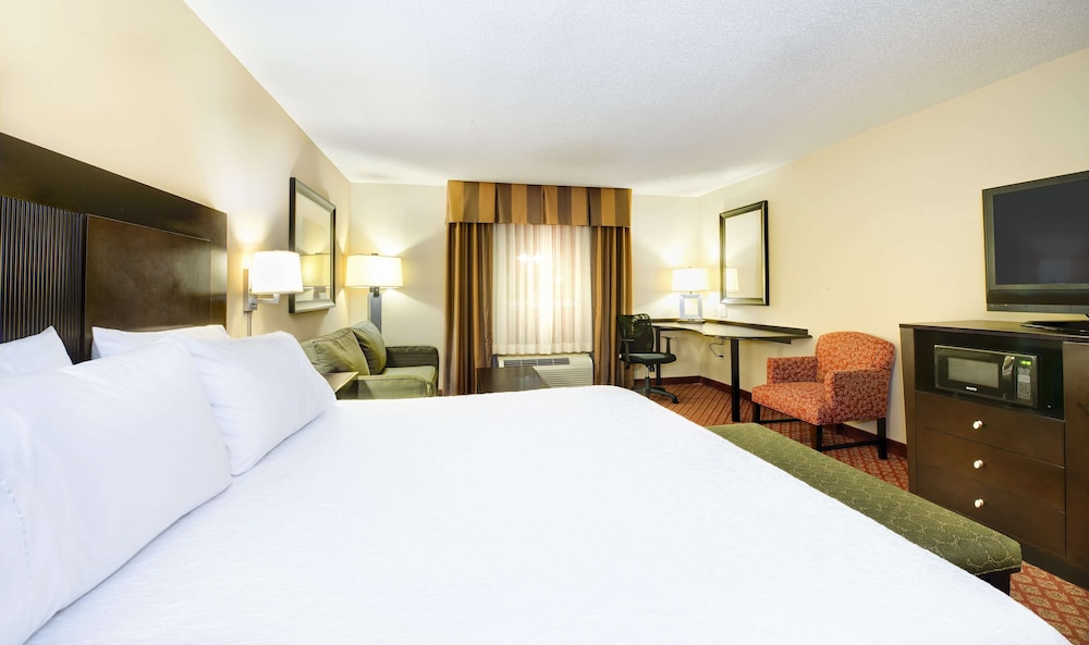 Hampton Inn Suites Scottsboro - photo 9