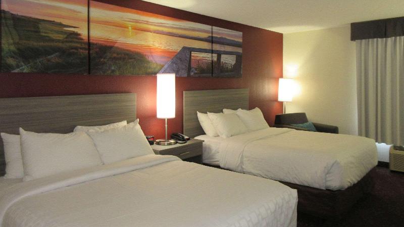 Clarion Pointe Evansville North - photo 22