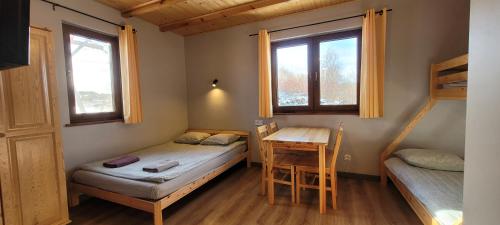 Wrzosowe Wzgorze Domek 3 Sypialnie — Checiny