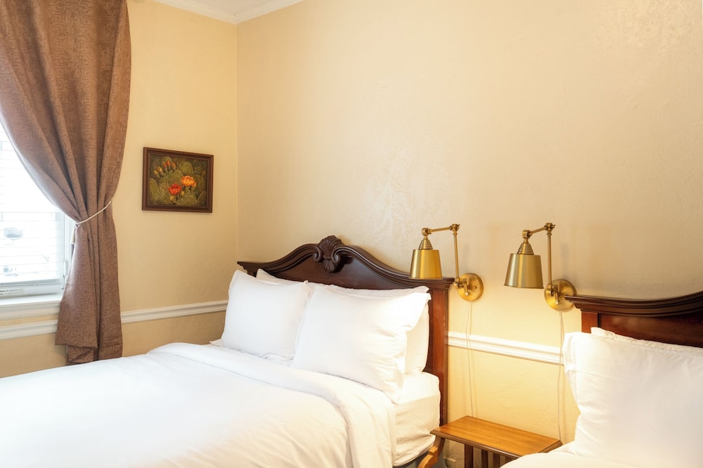 Lake Lure Inn & Spa - photo 19