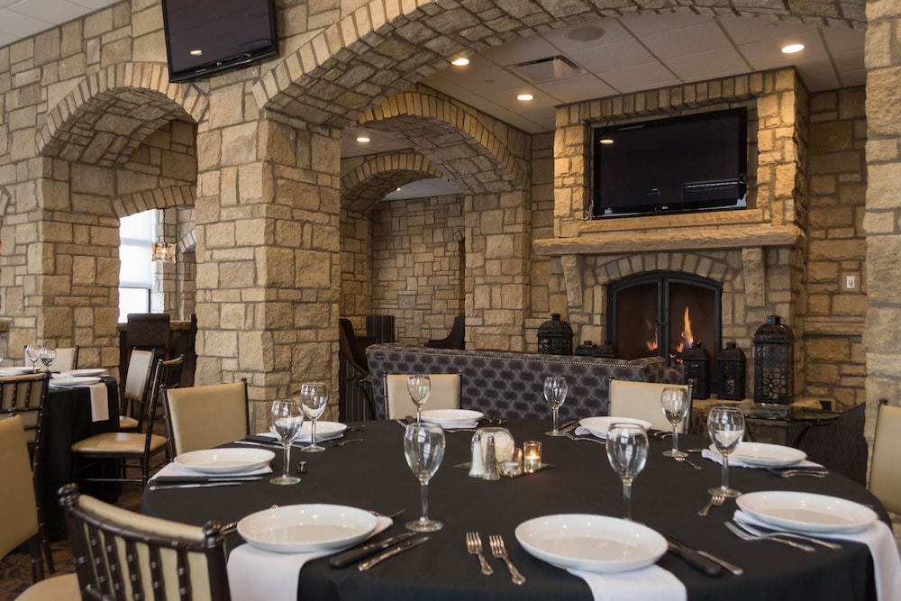 The Oread Lawrence Tapestry Collection by Hilton - photo 143