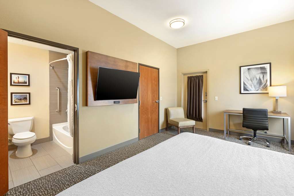 Best Western Plus Surprise Phoenix NW - photo 17