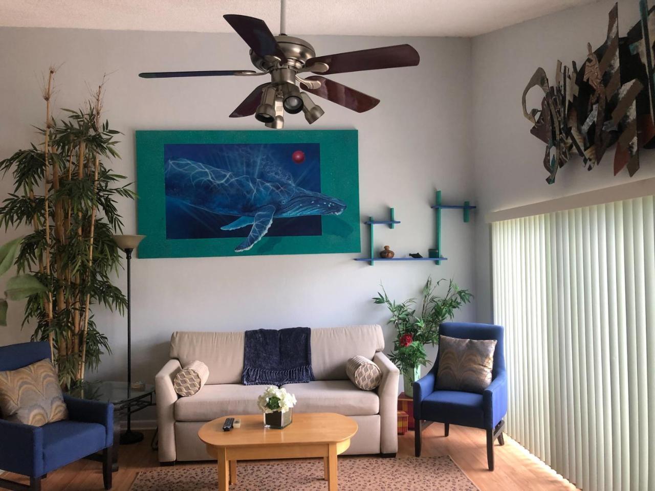 Florida Condos on Lake Tarpon — 4-Star Luxury Hotel in Palm Harbor, United States