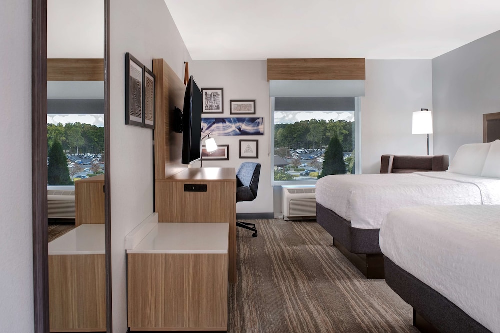 Hampton Inn Easley - photo 17