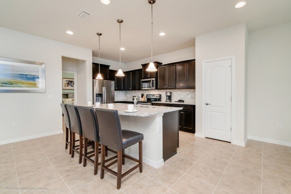 Amazing 5Bd Pool Hm Windsor at Westside 1877nc - photo 8