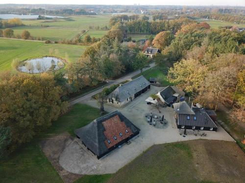 Jager En Hooijmijt — Ulvenhout