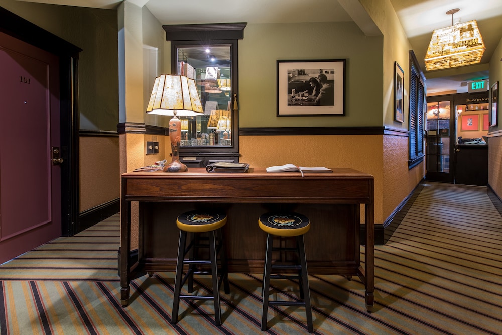 Hotel Boheme - photo 19