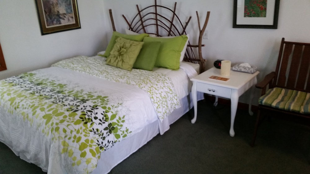 Bay Port Lodging - photo 7