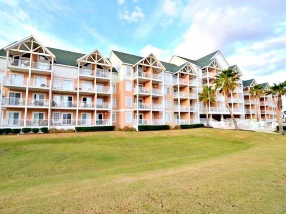 Grand Beach Resort 411 by RedAwning - photo 22