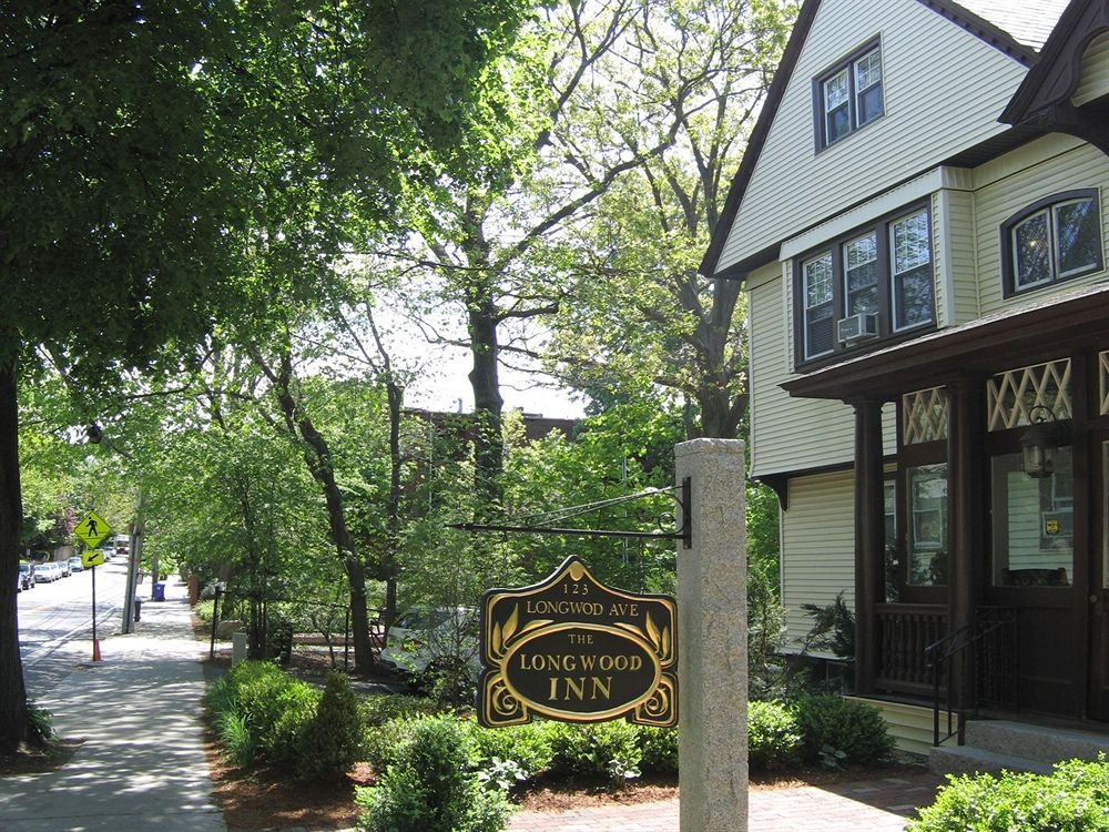 Longwood Inn — hotel in Brookline