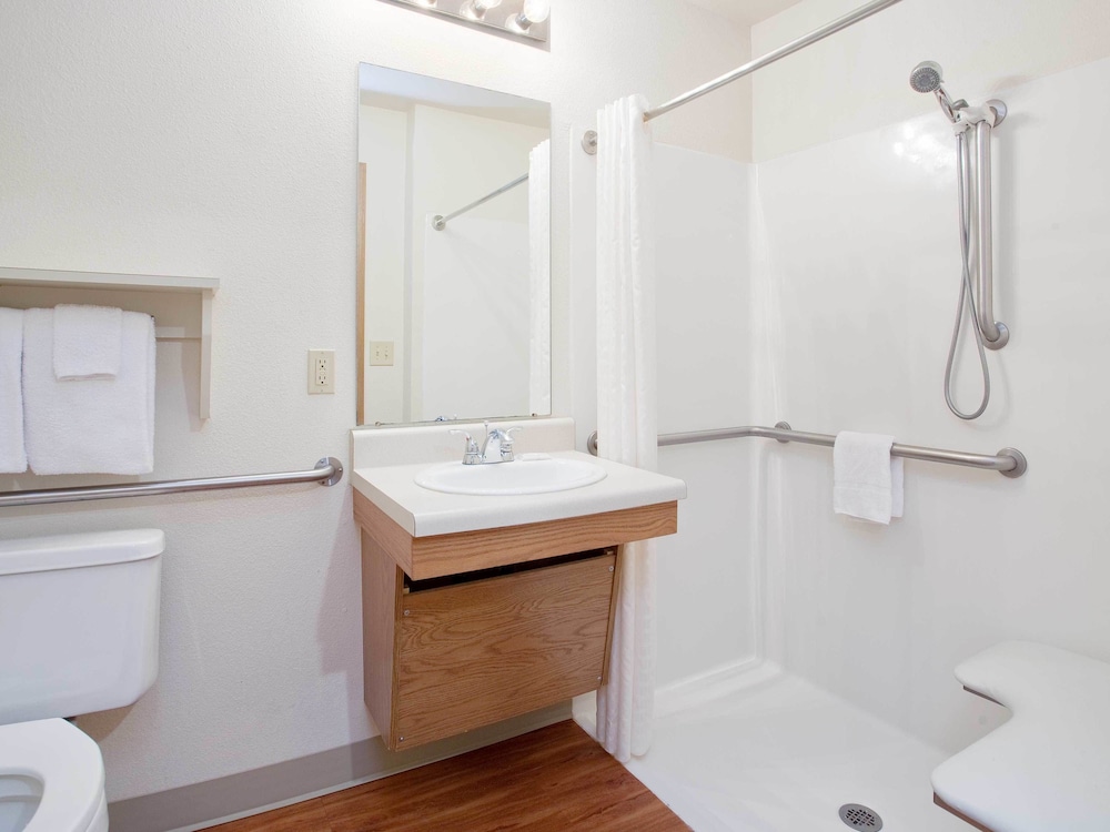 WoodSpring Suites Junction City - photo 14