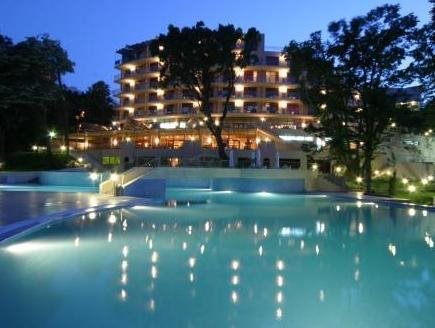 Kristal — hotel in Zlatni Pyasatsi