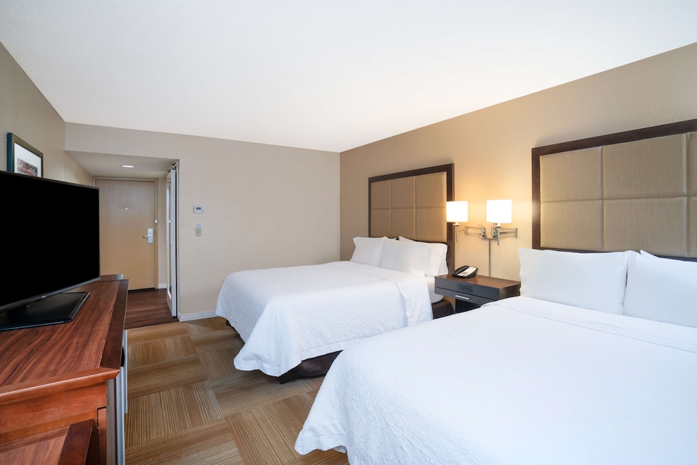 Hampton Inn Lafayette - photo 27