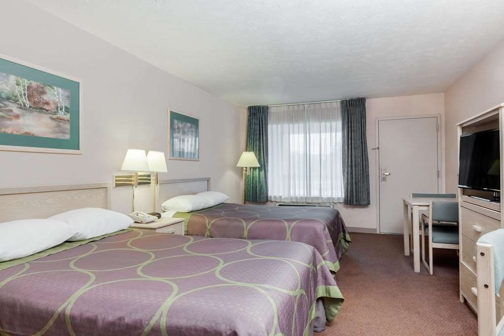 Super 8 by Wyndham Jasper TX - photo 9