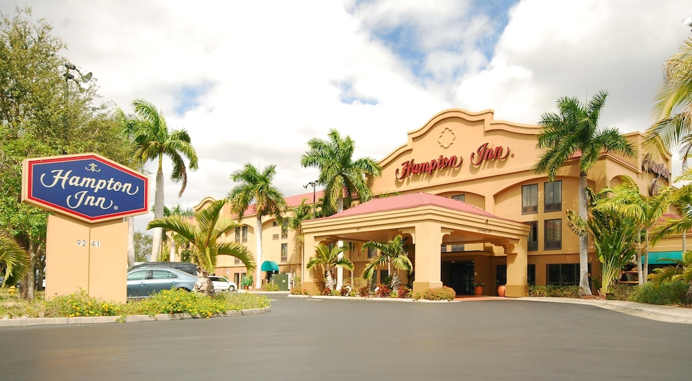 Hampton Inn Fort Myers Airport & I 75 - featured photo