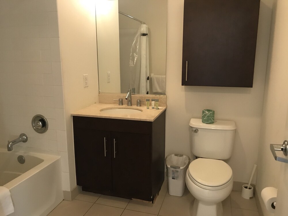 M Suites at Newport - photo 13
